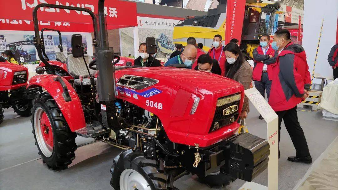 悍沃亮相国际农机展,这次"质高量足"!_拖拉机