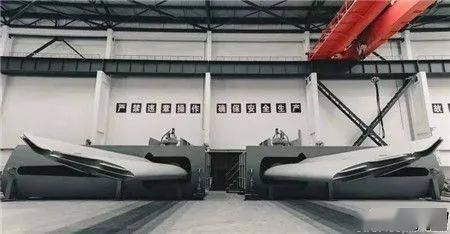 七〇四所交付国内最大面积减摇鳍