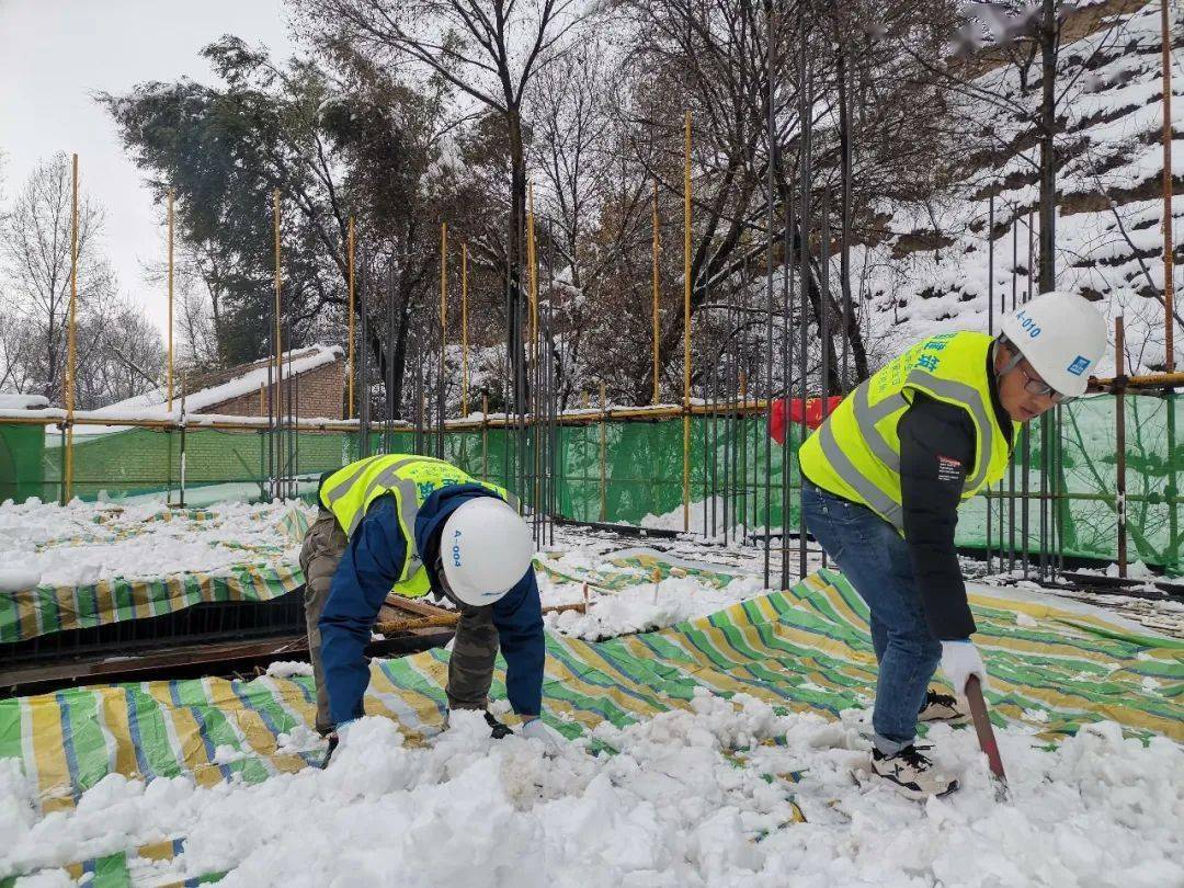 中建五局捐建康乐县老树沟小学主体封顶啦!