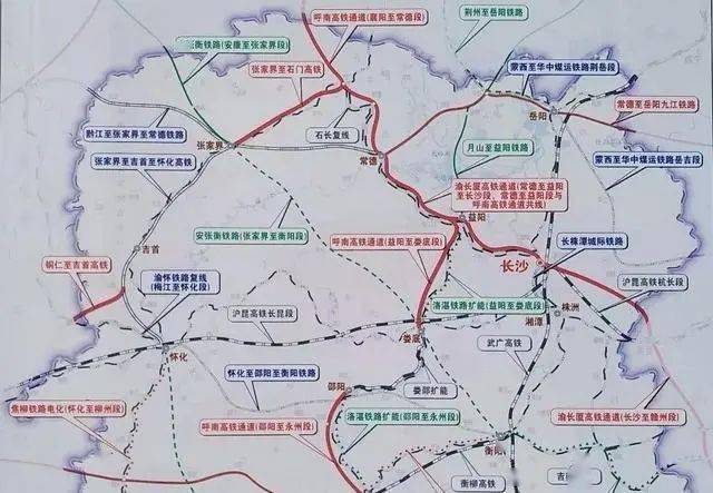 而澧县和常德市也是积极争取将这条铁路纳入湖南省的规划