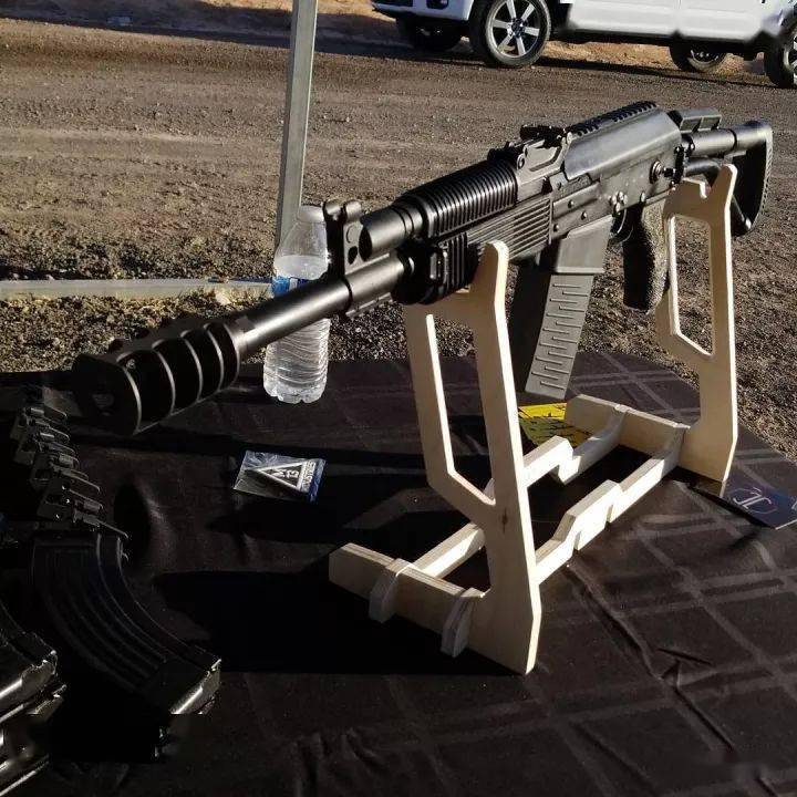 愤怒的野猪莫洛vepr12霰弹枪