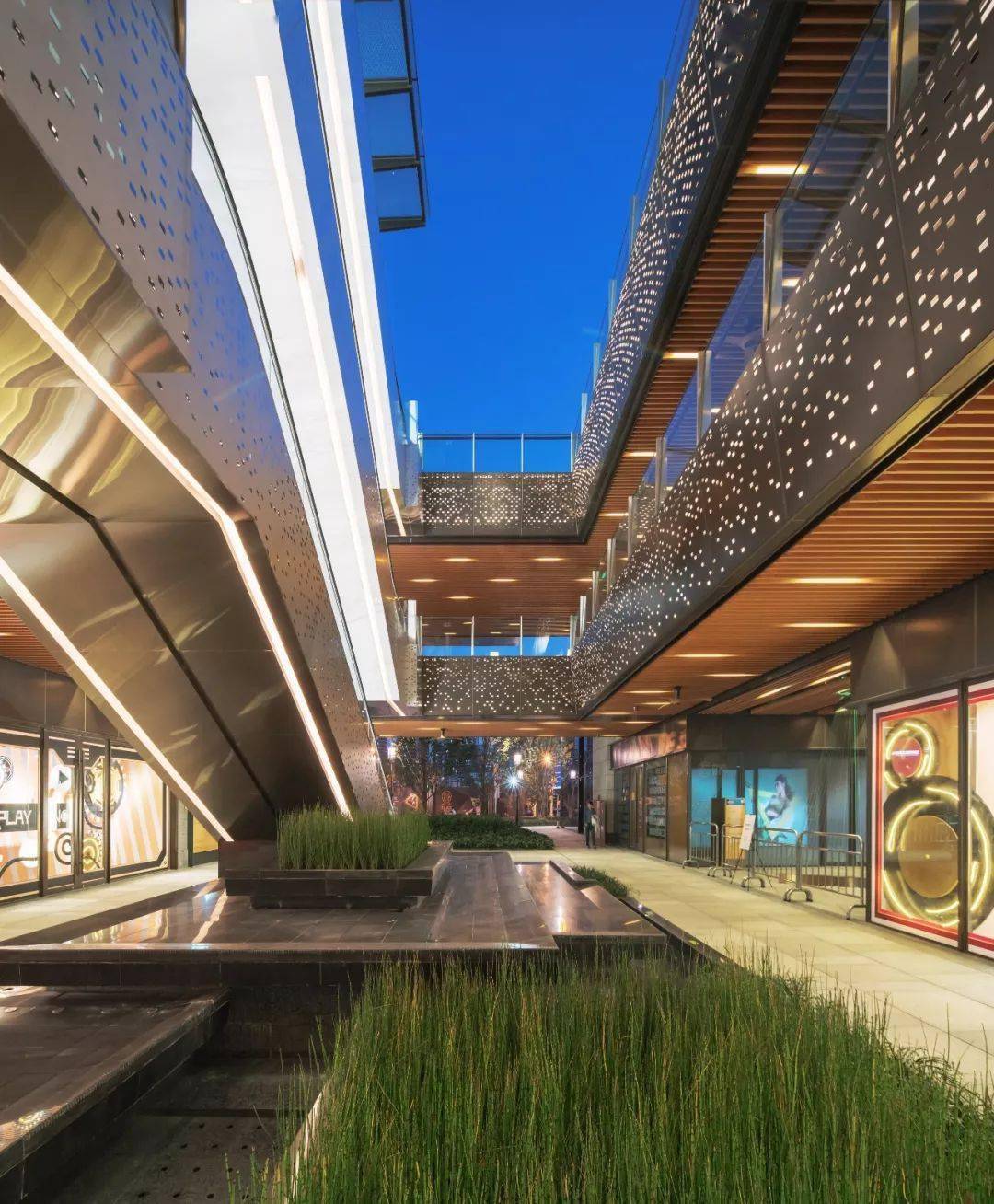上海20个购物中心露台,每一个都让人流连忘返!