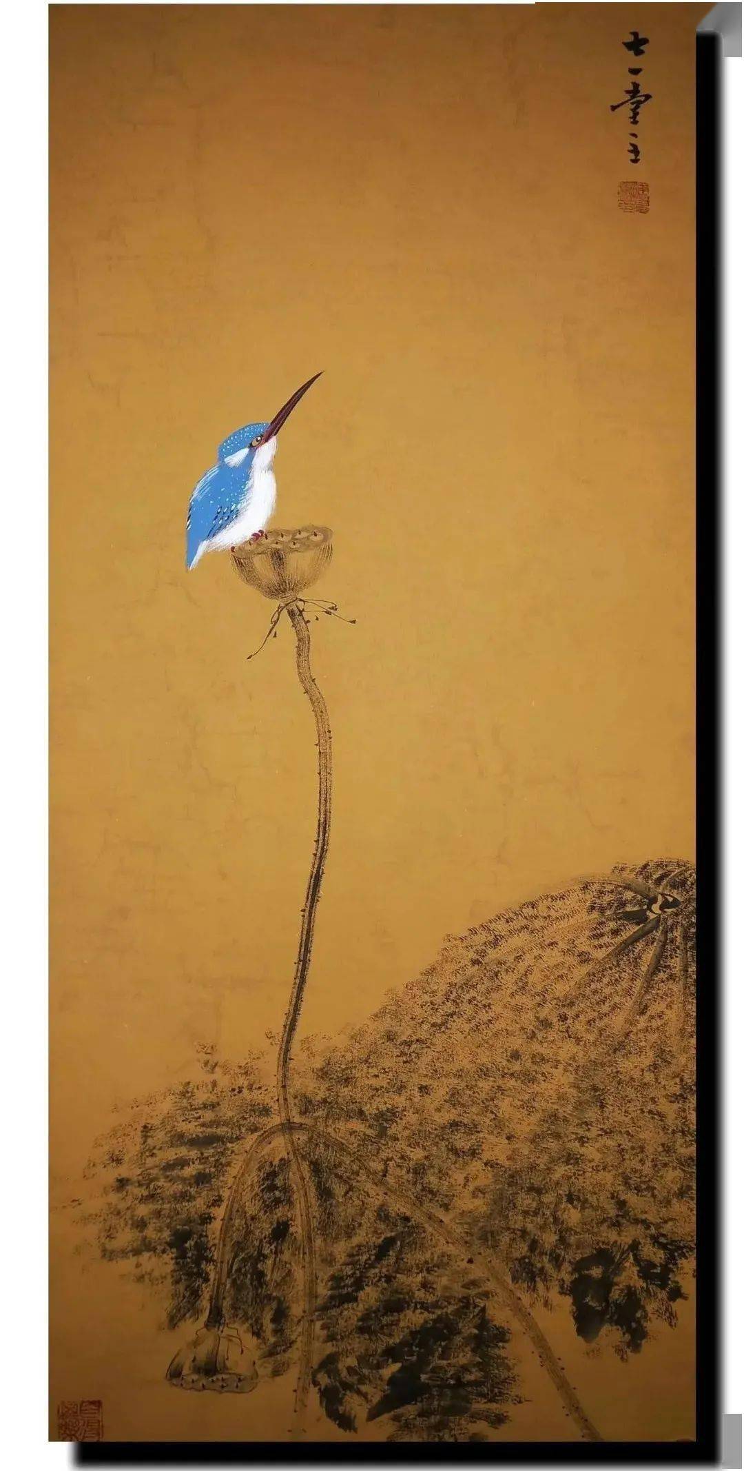 他笔下的花鸟典雅宁静显现着古雅与禅意