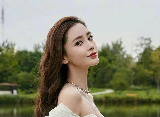 一问一答| 九亿女星,唐嫣baby,欧阳娜娜,伊能静,陈翔,灵超