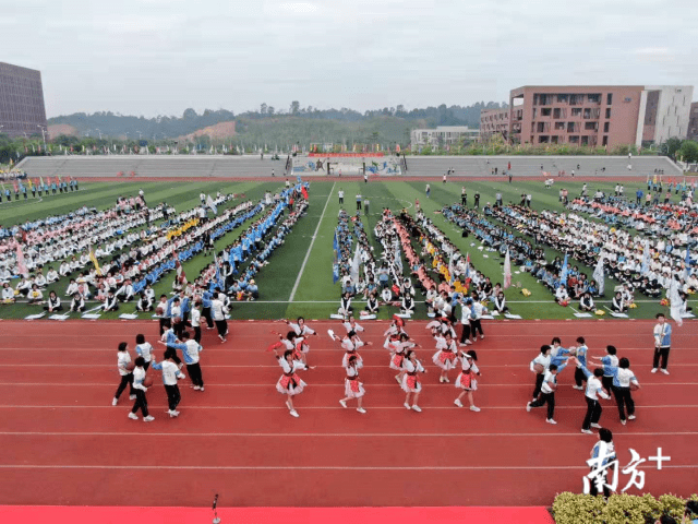 三水区西南中学图片