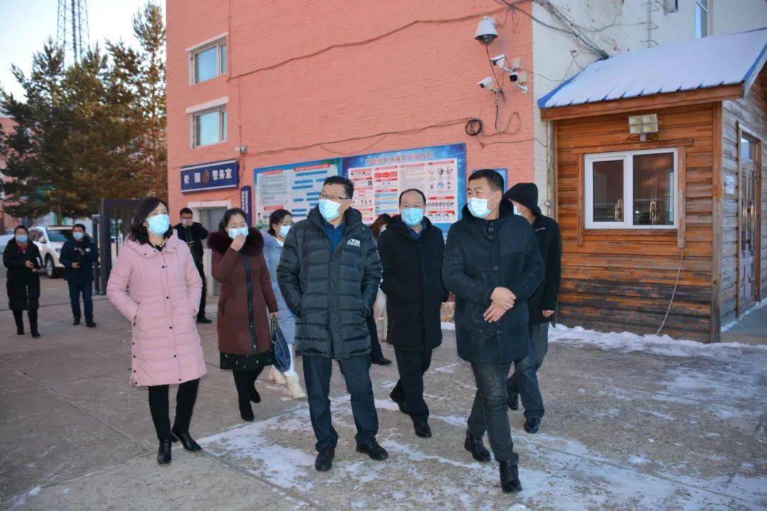 由漠河市人民政府副市长叶琳同志代表市政府进行2020年度教育工作汇报