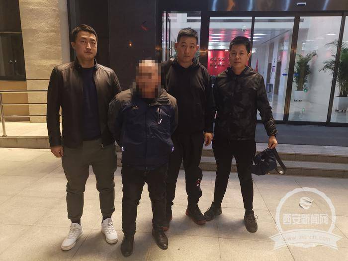 11月14日晚,民警在渭南市一民房院内将其抓获归案.