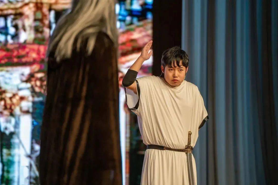 万里聚焦献礼万里学院汉语言文学专业本科招生成立20周年话剧安提戈涅