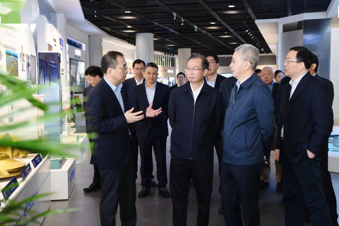 国家电投总经理江毅访问东方电气集团
