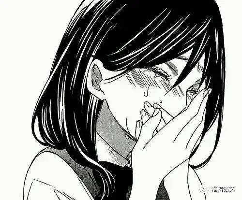 课堂上我就乖了,不再交头接耳做小动作,但还是在继续画着我的小漫画书