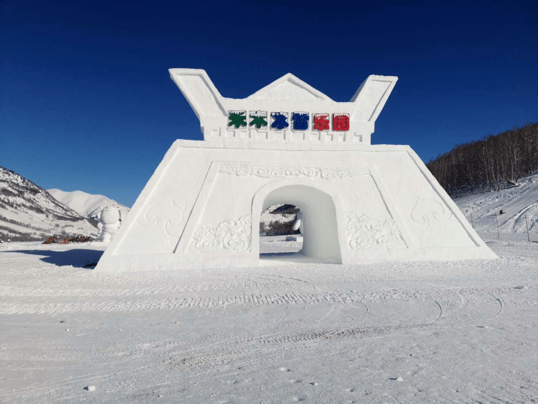 打卡阿勒泰盘点禾木冰雪乐园新玩法错过还得等一年