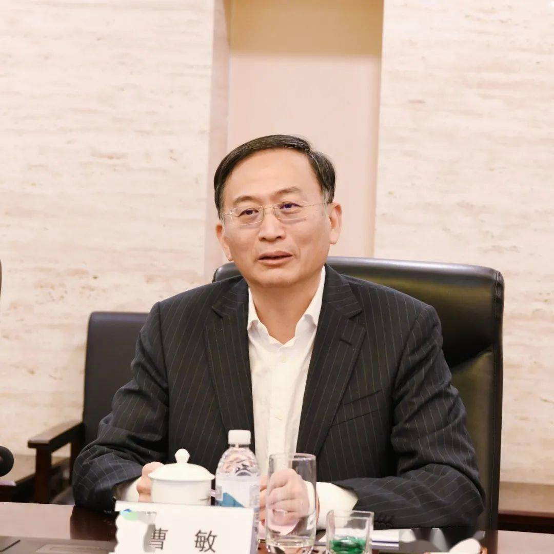 我与输配电集团商讨深度产业协同 曹敏会见肖卫华