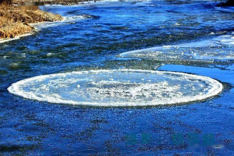 扎兰屯奇观雅鲁河冰轮