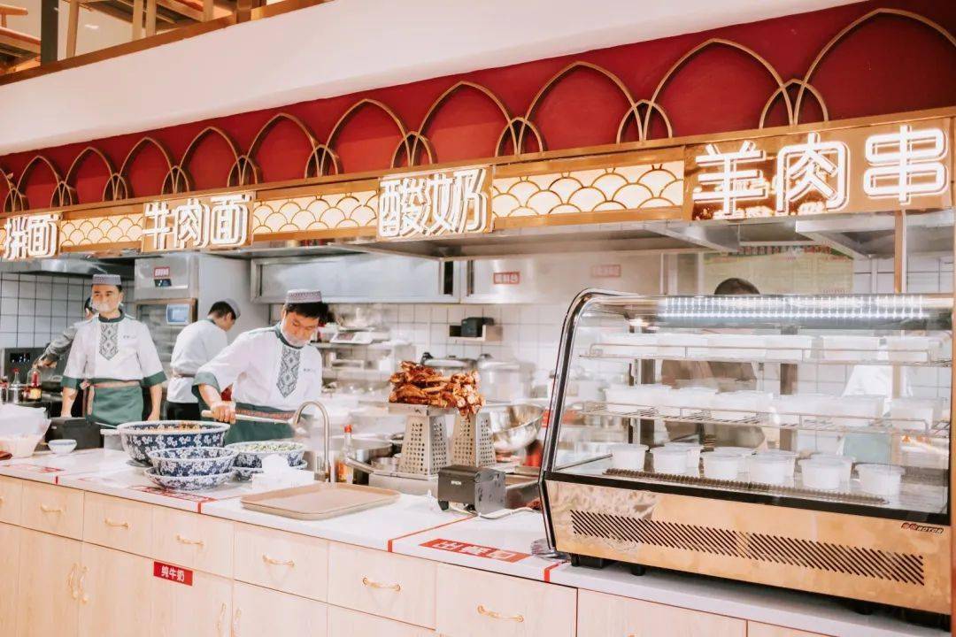 高原郎餐饮集团旗下有两个品牌,分别是:高原