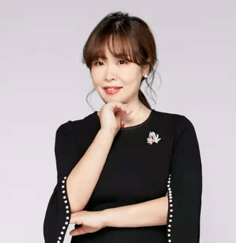 汤瑾,杭州钱塘新区教师教育学院教研员,特级教师,中学高级教师,全国"