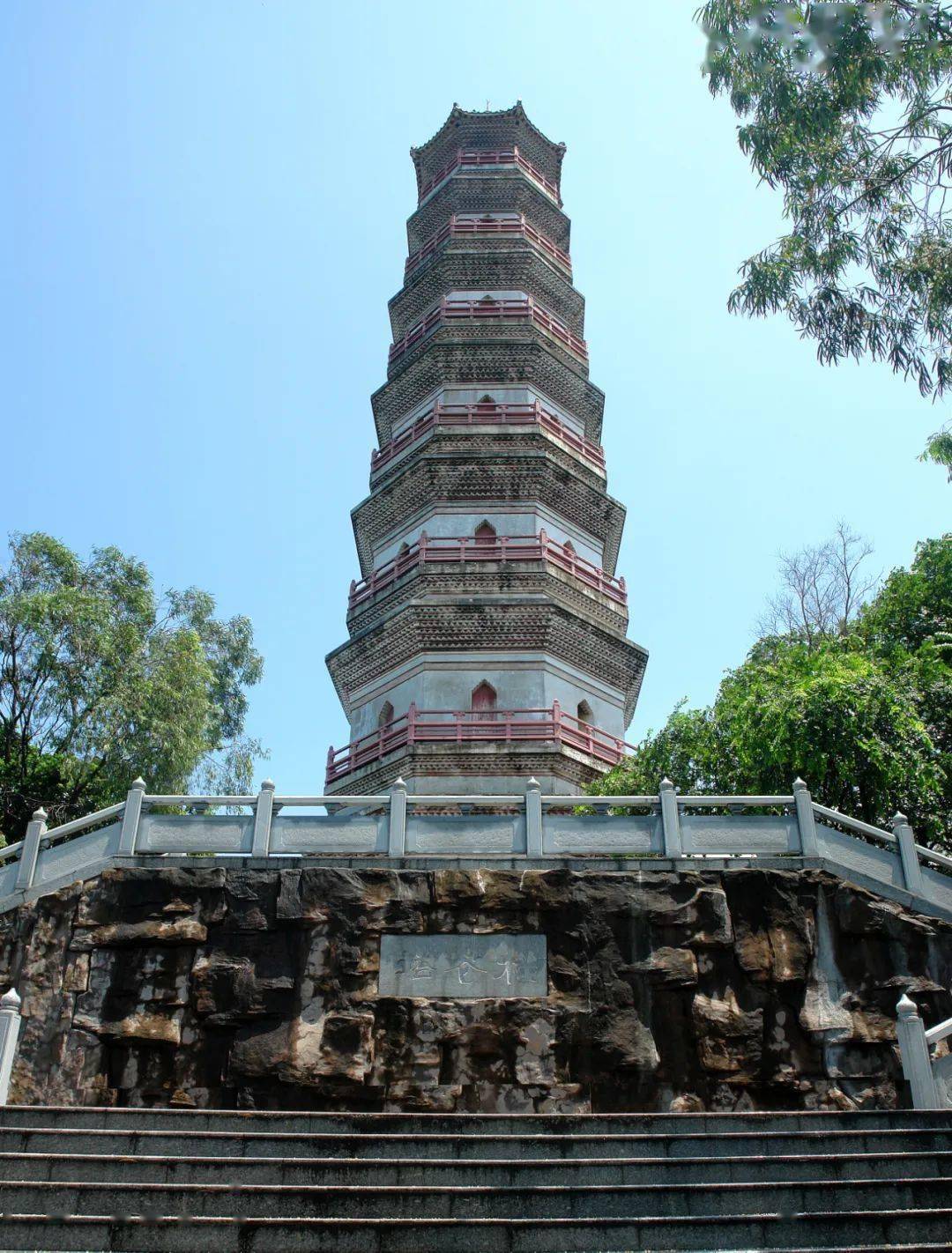 人文东城榴花望塔忆往史