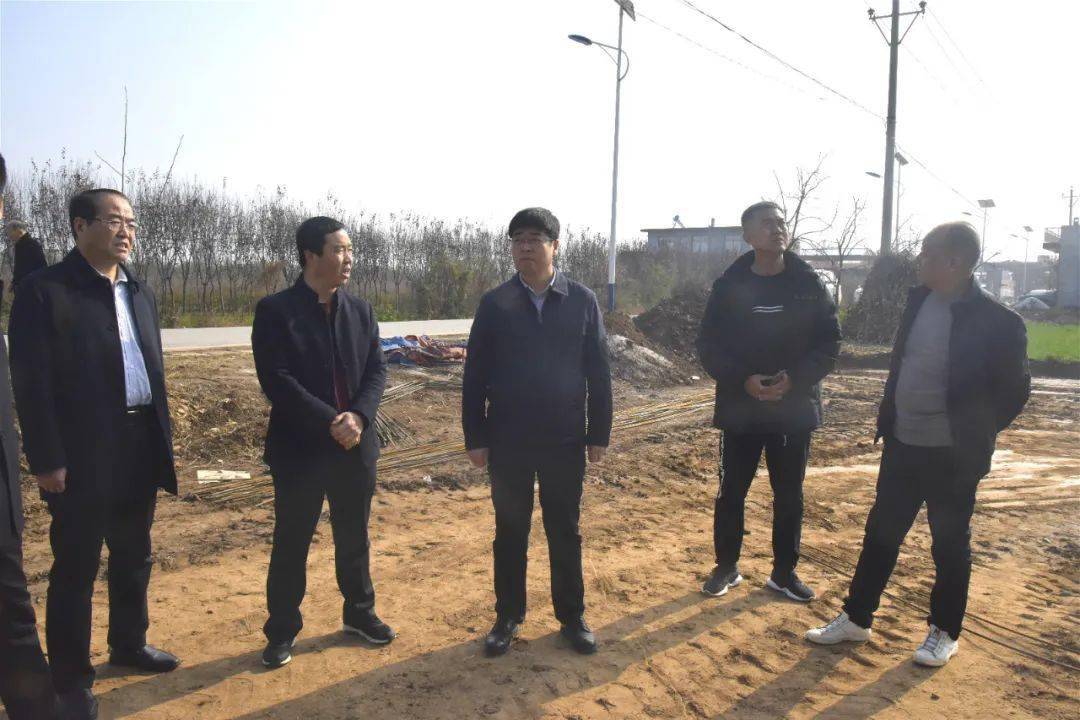 王新峰督查检查农村饮水工作