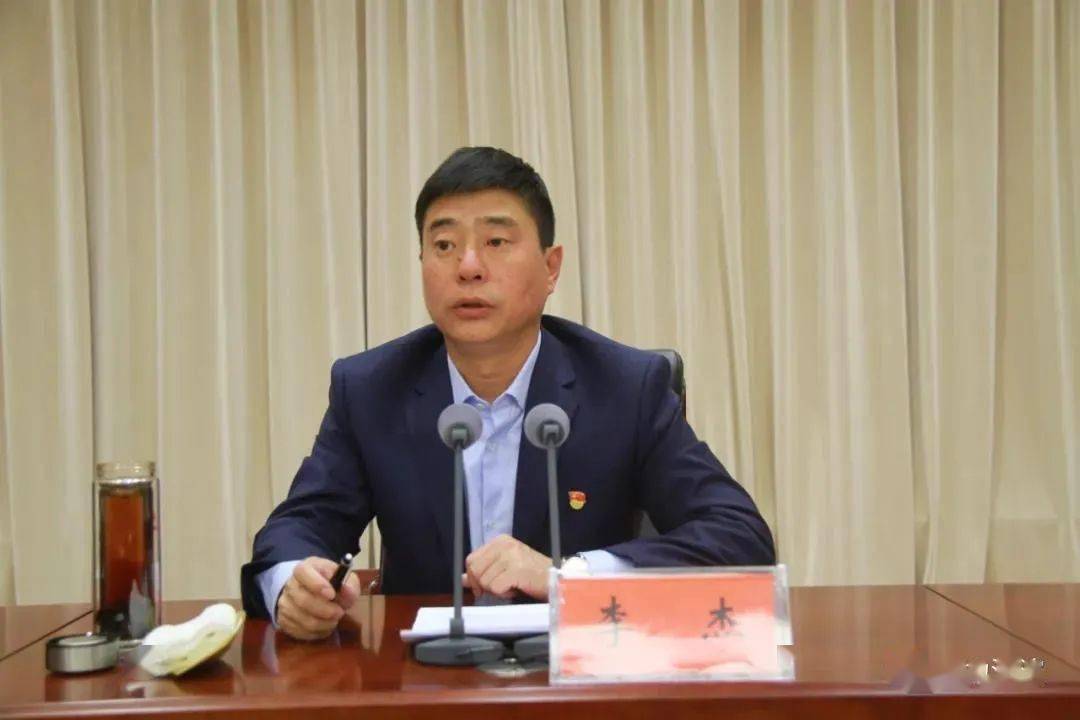 攻坚冲刺共筑平安为民服务守初心忠诚担当护平安冲刺攻坚淇滨区在行动