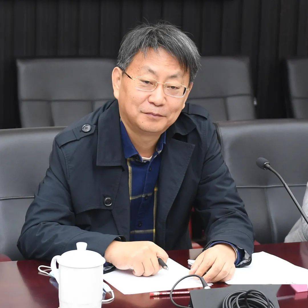 徐汇区人民检察院副检察长张卫东对各位代表参与此次听庭评议表示感谢