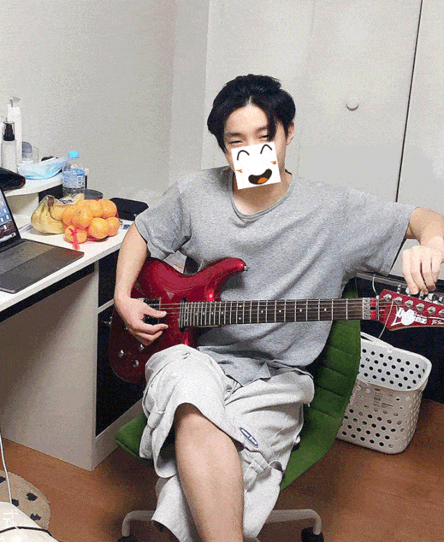 第十二批留学生已抵达日本开始留学生活今日优秀留学生采访许烨99