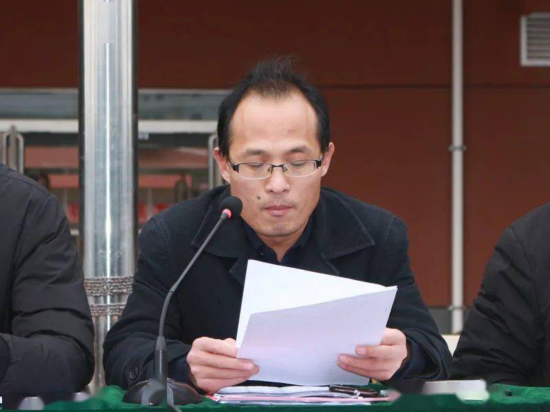 河津市第二初中隆重举行期中考试总结表彰大会