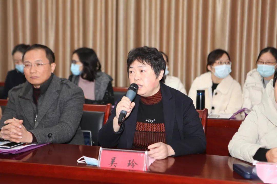 我院成功举办第二届苏北地区妇科单孔腹腔镜技术手把手培训班_吴玲