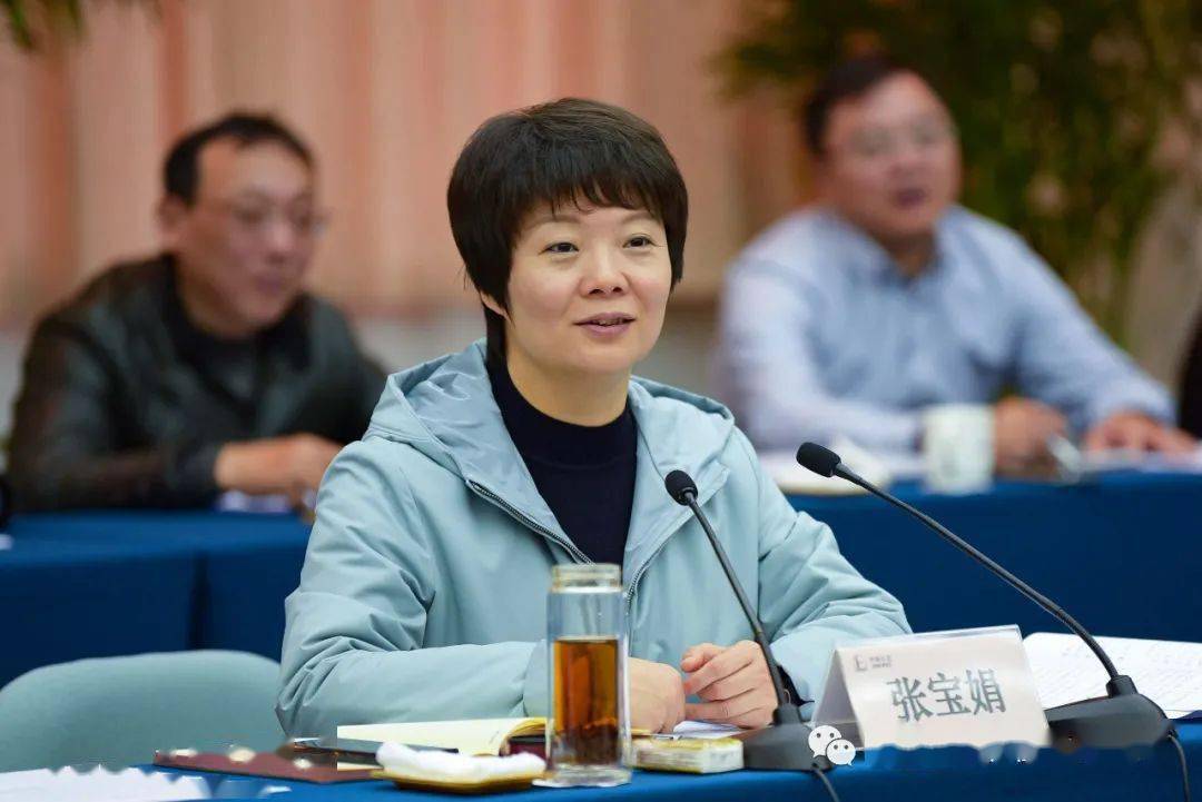 助力一号工程扬州市长冒雨调研仪化现场