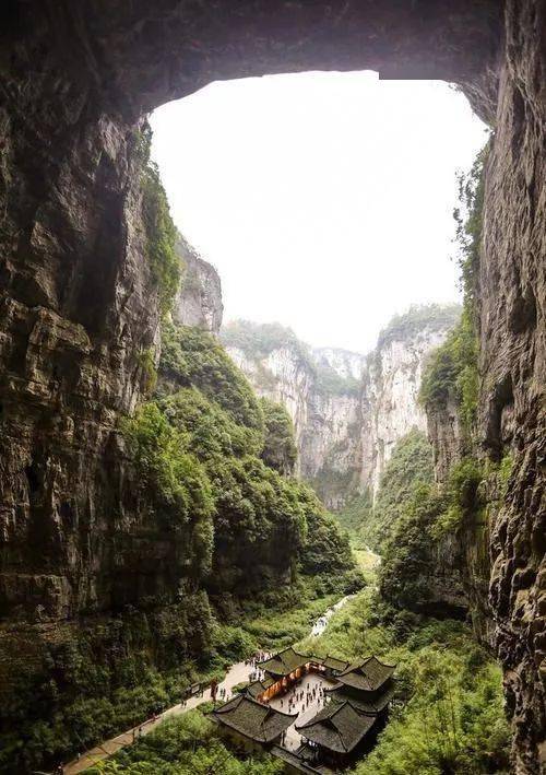 丰都阴阳洞地下庙图片