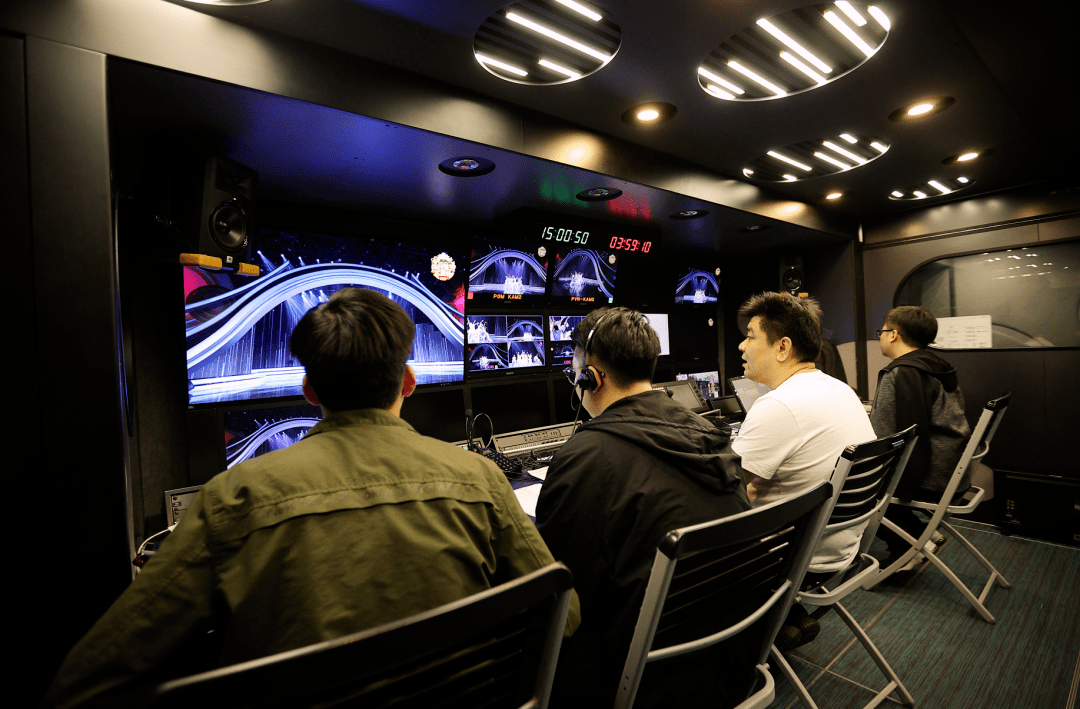 "5g 4k" 震撼登场!佛山电视带来双屏视觉盛宴_直播