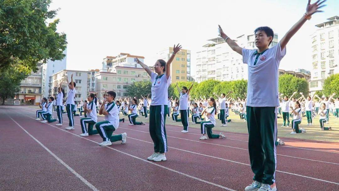 大埔虎山中学举行课间操比赛!-搜狐大视野-搜狐新闻