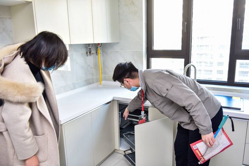 新房交付打造"青岛模式",业主手持"挑刺清单"先验房后收房