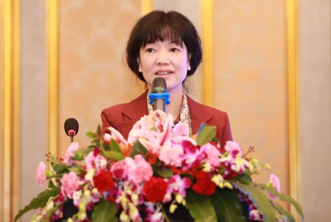 2020年11月28日上午,由北京肿瘤学会主办,北京肿瘤学会肺癌专委会