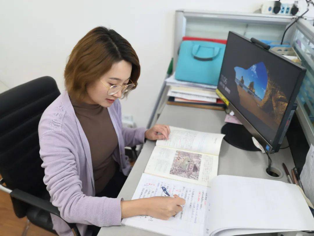 教育心语教育是一场温暖的旅行,是一个用生命温暖生命的过程;成为老师