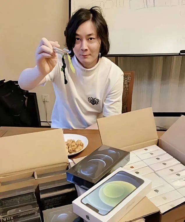 张大仙能够有今天的成就和自己的努力是分不开的,也