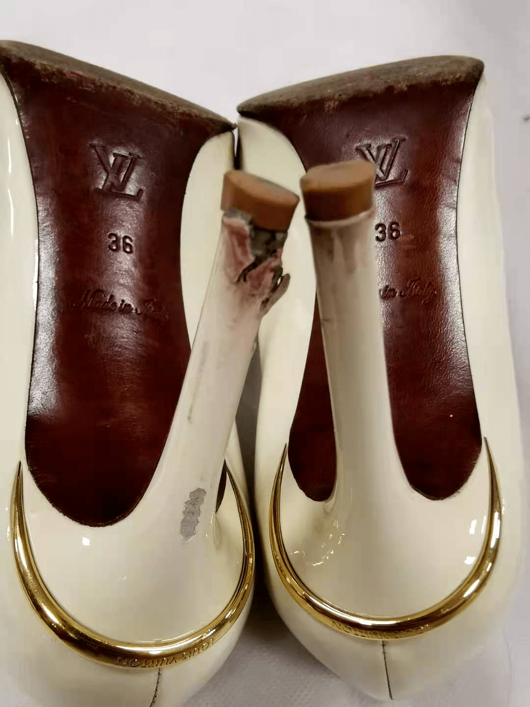 周浦高跟鞋修复服务第一波!仅需299元,磨损,划伤全修复,天天穿新鞋!