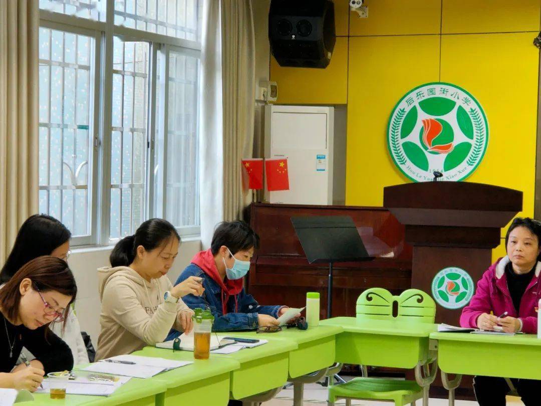 发展新党员,增添新力量,不忘初心跟党走_黄昕