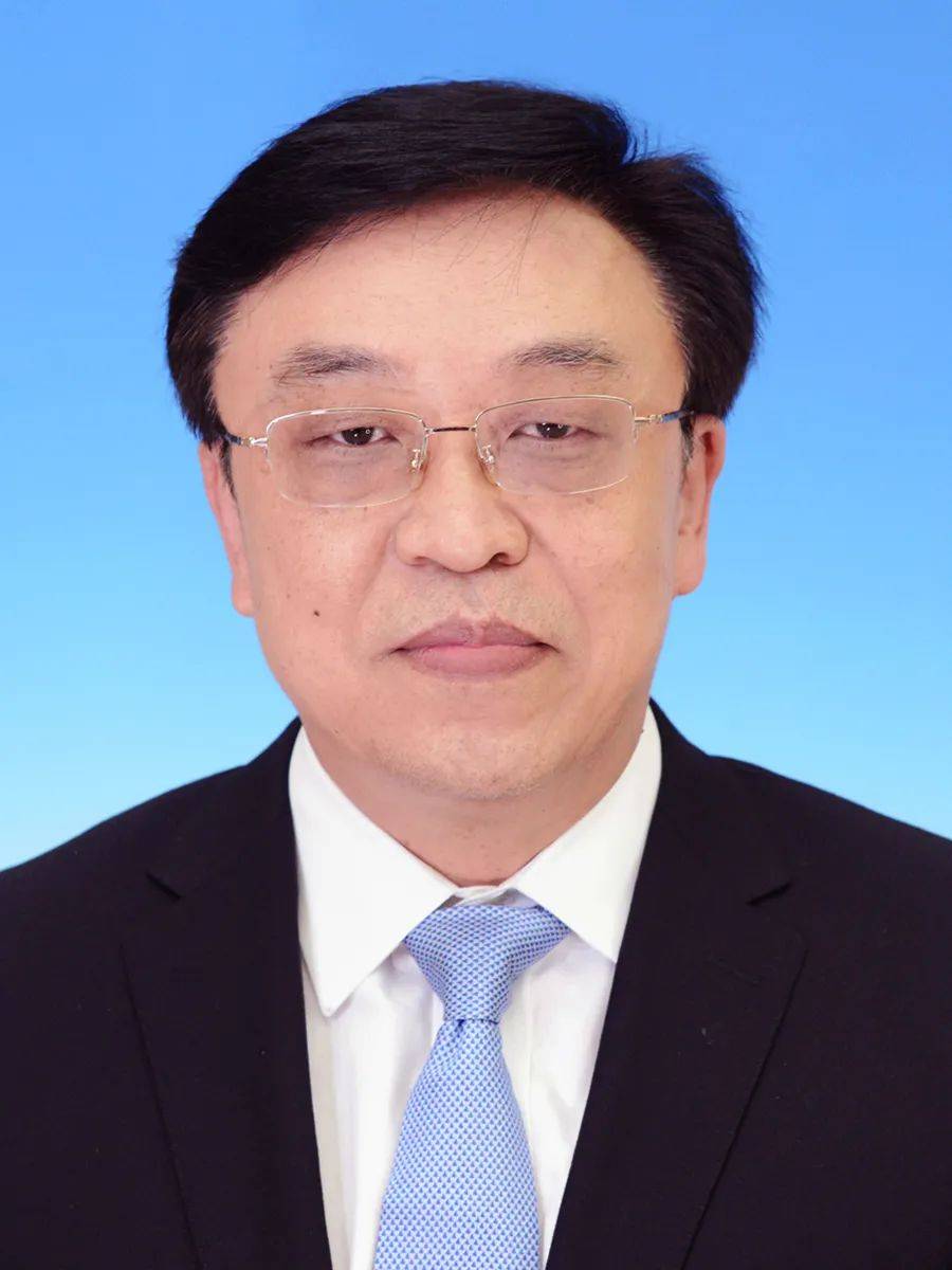 冯飞任海南省人民政府副省长代理省长