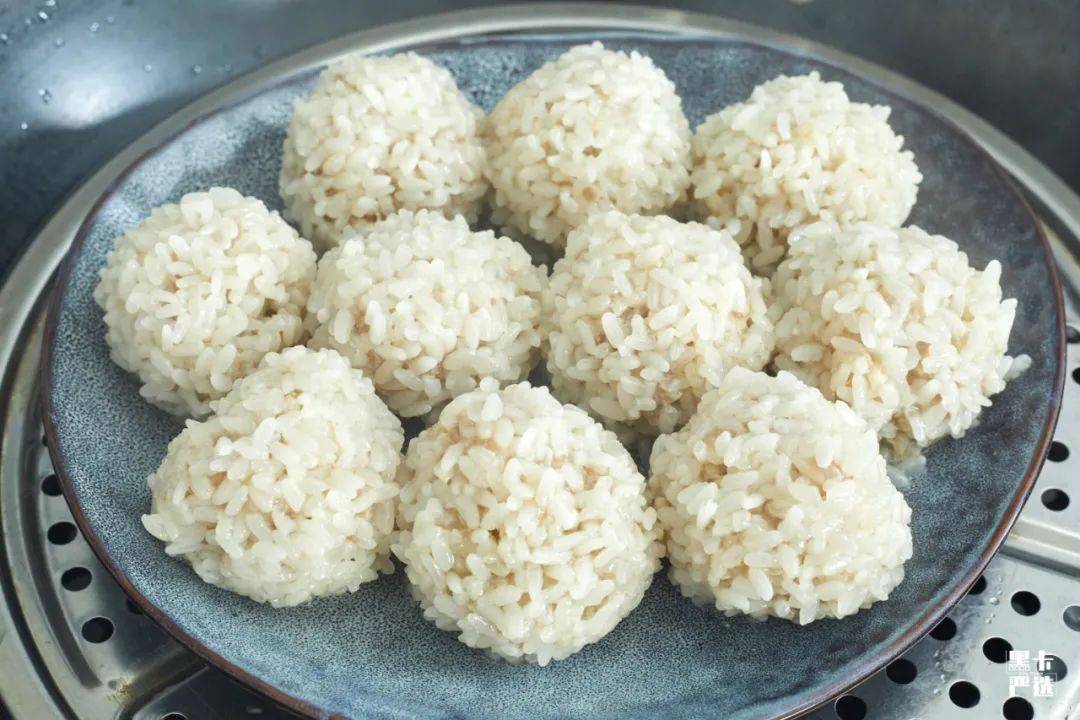 鲜到流口水比乒乓球还大的塘栖手工粢毛肉圆香甜软糯味道木牢牢好