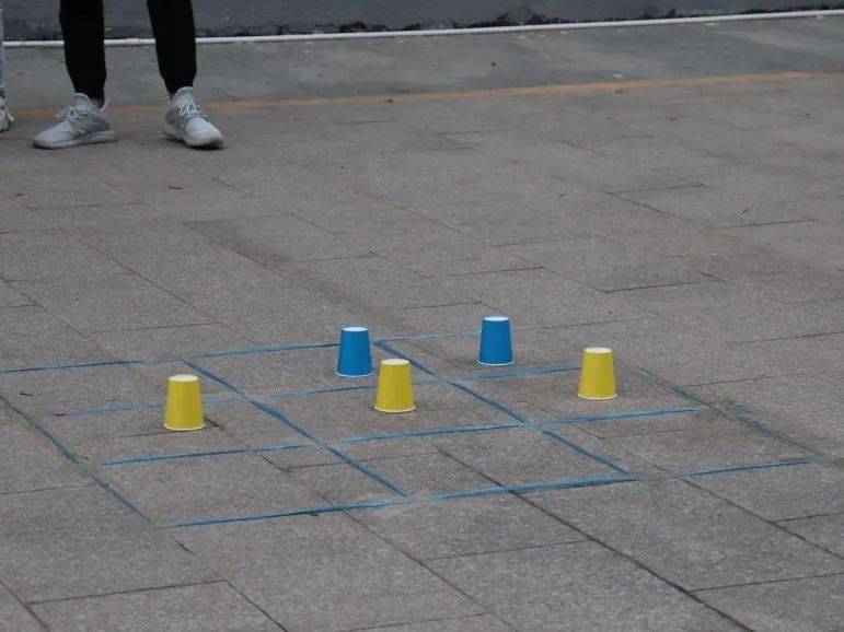 还没开始就已经结束了(是不是和印象中的井字棋不太同呢)颁奖环节95