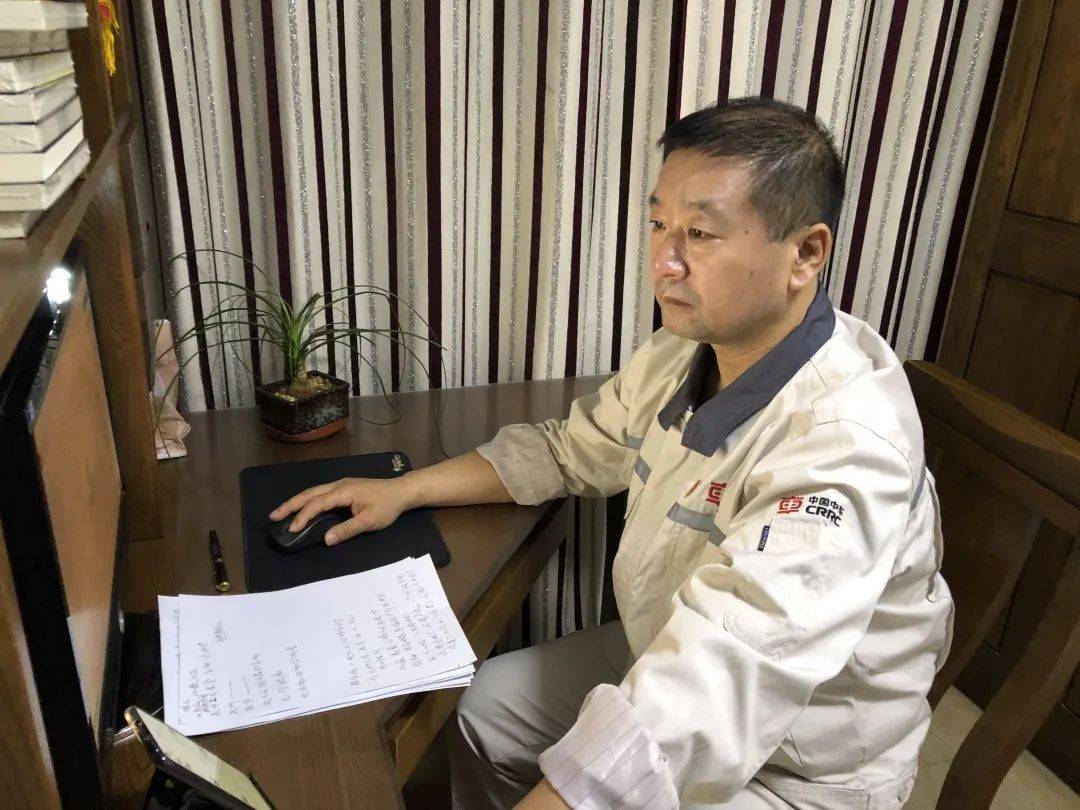 全国劳模刘志彬焊花飞舞下的璀璨人生