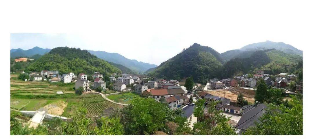 大山村大山村,位于桐庐县瑶琳镇北面,距县城32公里.