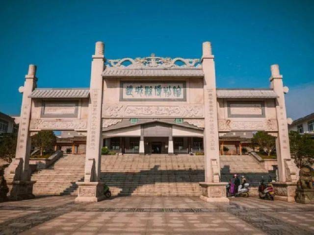 早上8:30永安集合出发,前往连城博物馆,连城县博物馆坐落于连城客家