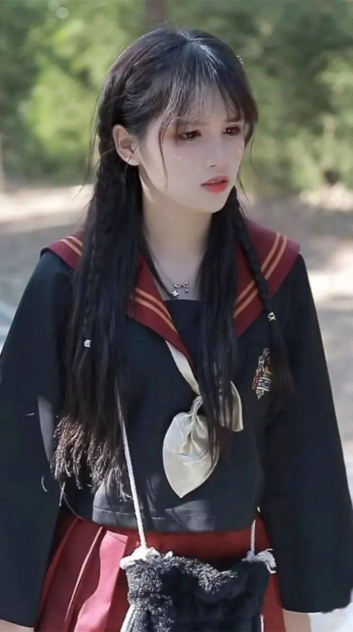 手机壁纸网红萌小叶