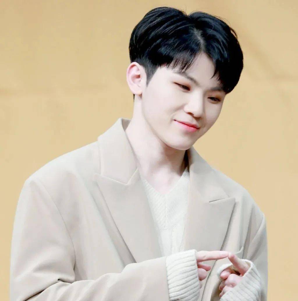 微信头像seventeen李知勋