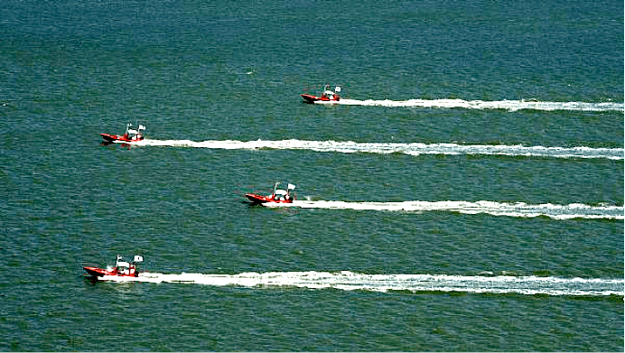 无人艇集群与单艘无人艇相比有哪些技术优势?_编队