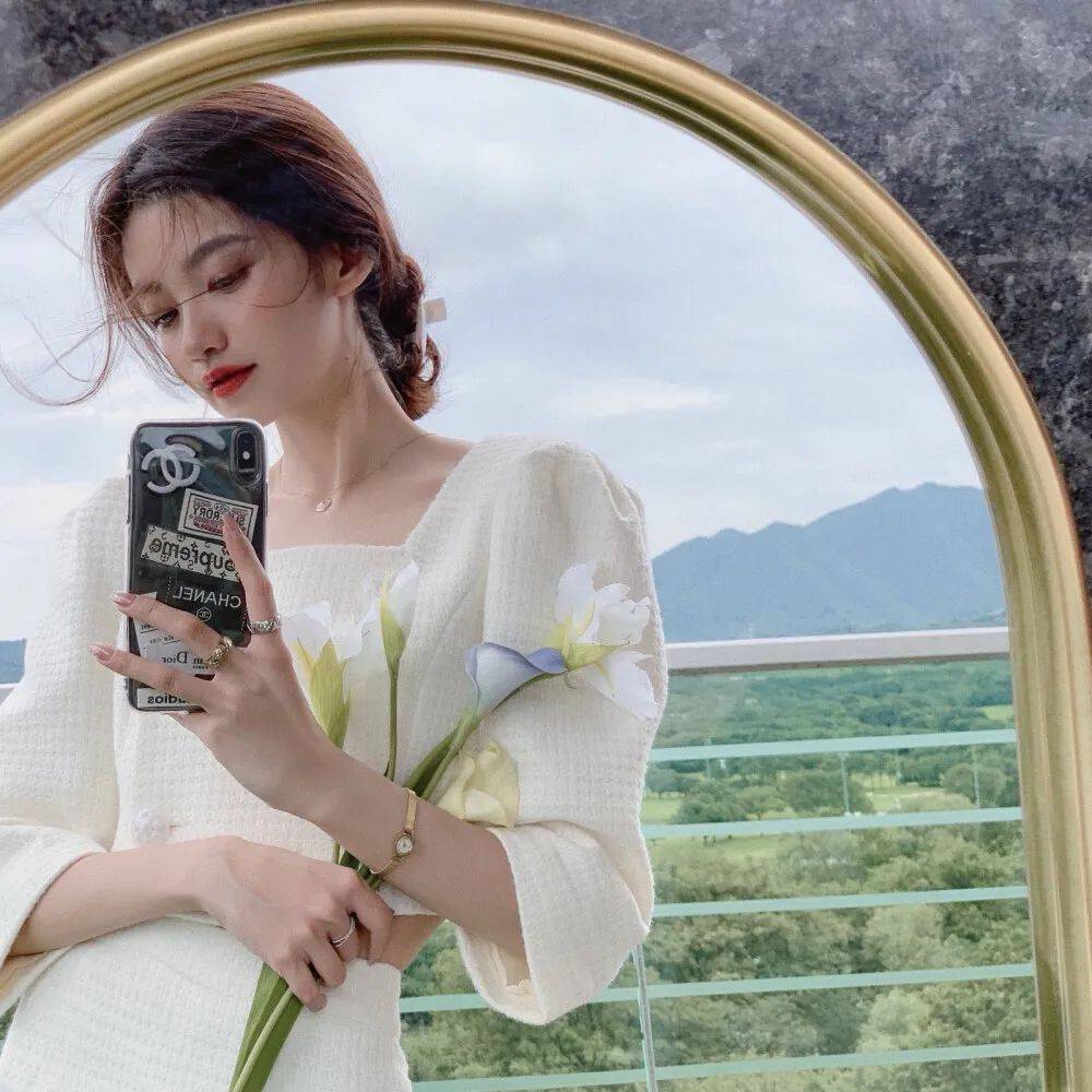 哪怕只是问一句 易烊千玺女朋友去哪了?