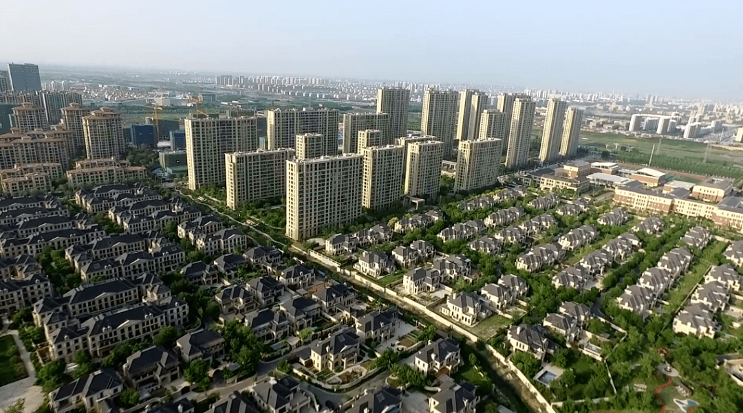 理想之城宽厅大平层以雍容姿态敬城市高阶