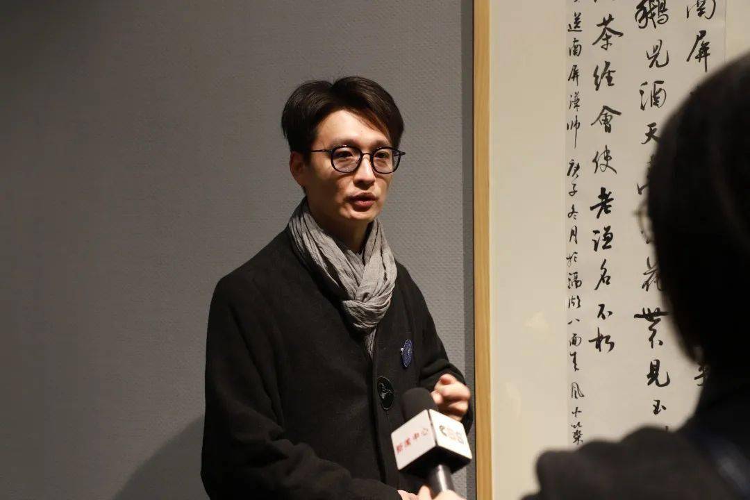 罗军现场交流原常州市副市长张力航与参展艺术家交流现场导览福建省