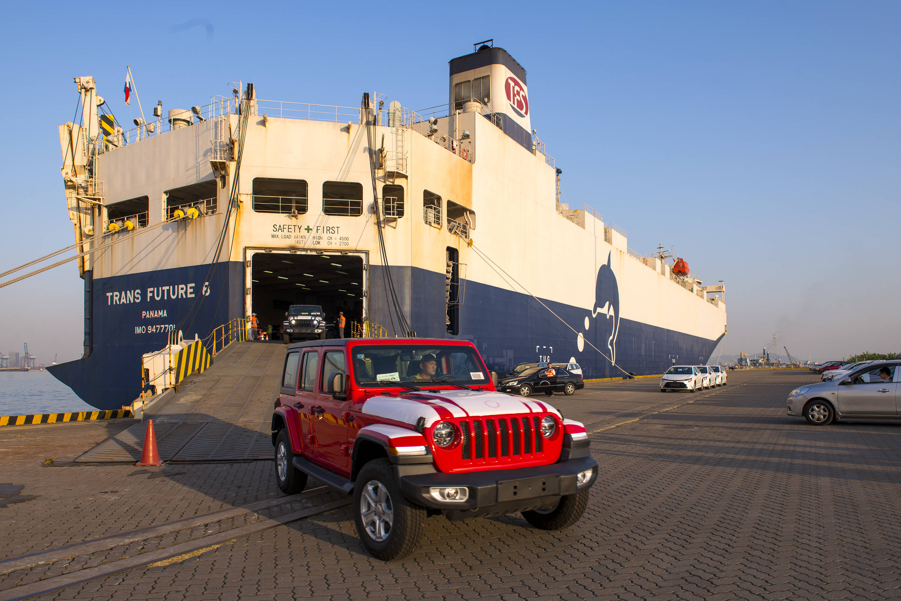 南沙汽车码头装卸量创新高广州港11月生产成绩单出炉