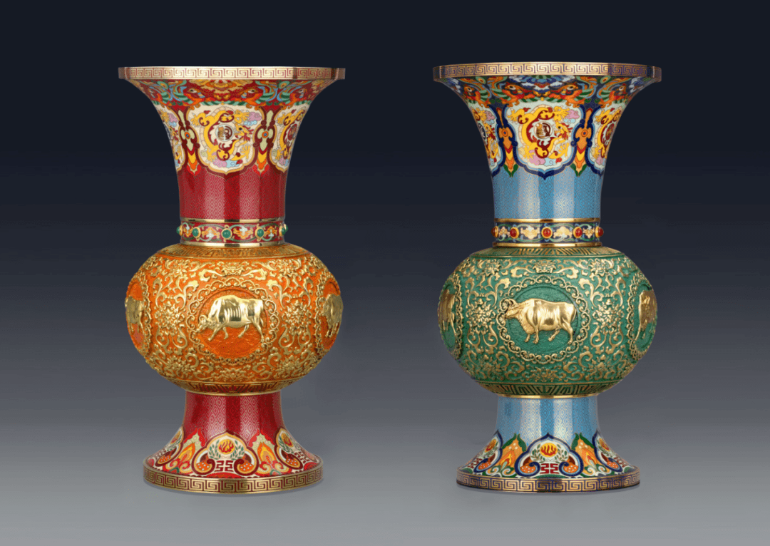 "铜道·钟仁"国际艺术展启幕 《五牛中国尊》在京首发_铜雕